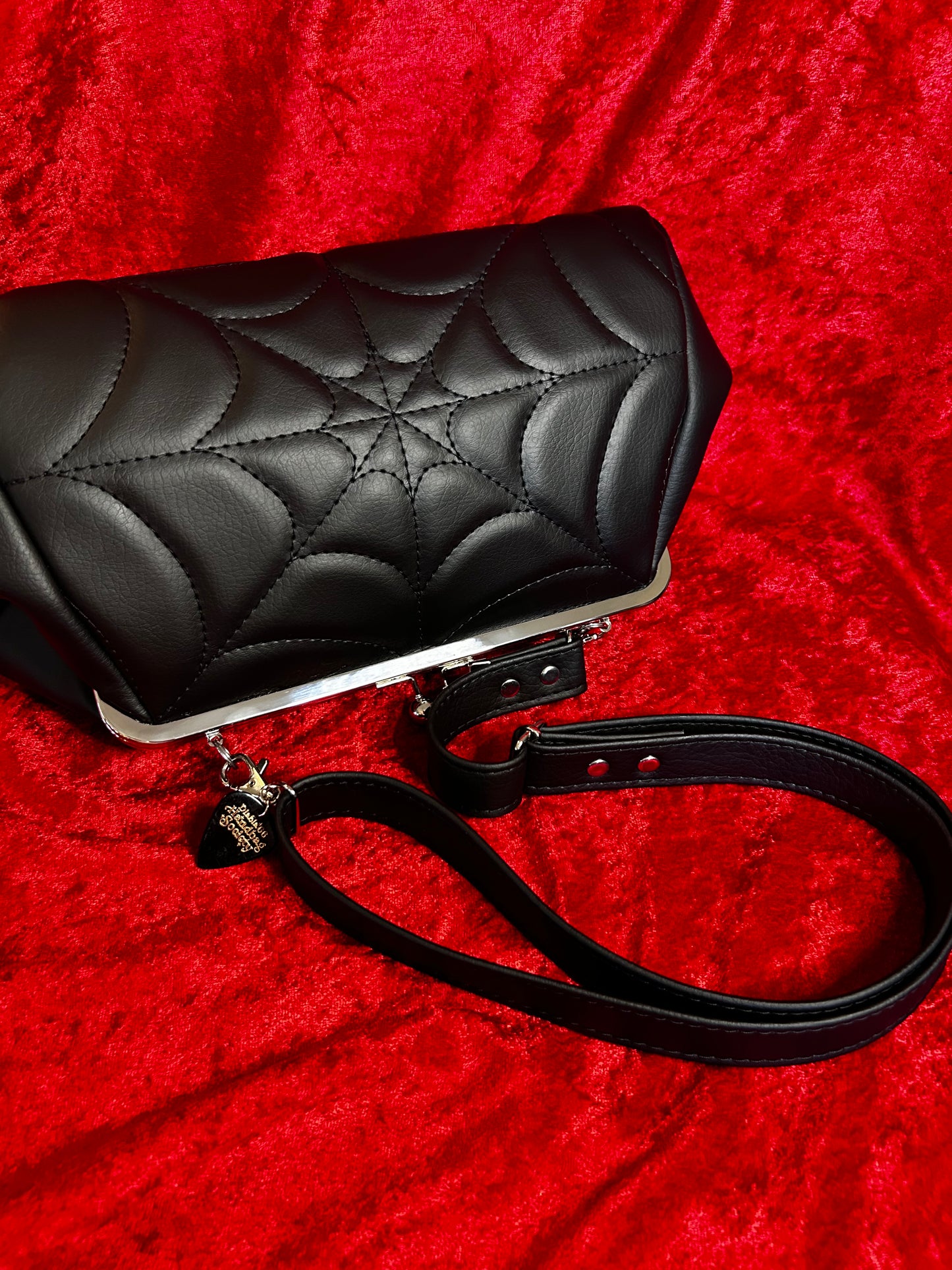 Black Spiderweb Large Kisslock Handbag