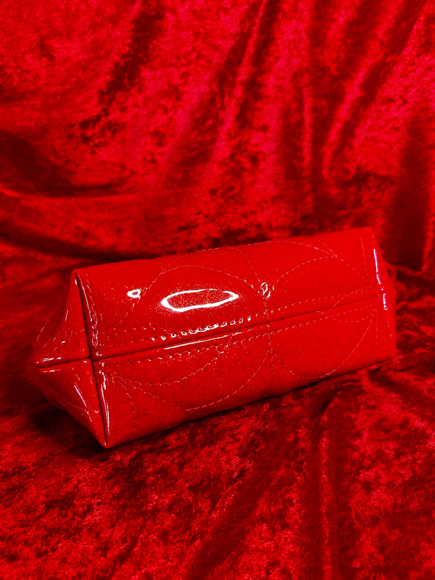 Red Spiderweb Mini Kisslock Bag