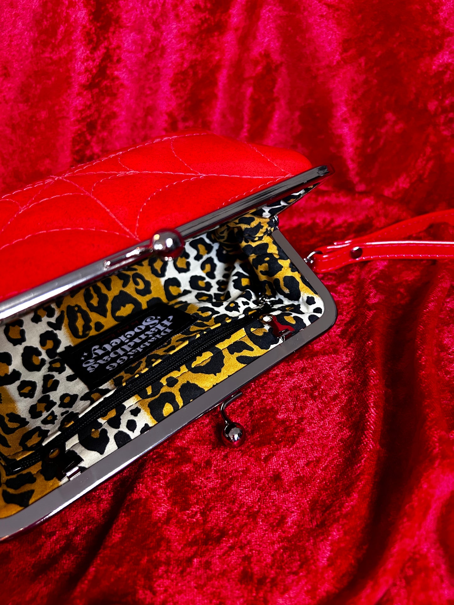 Red Spiderweb Mini Kisslock Bag