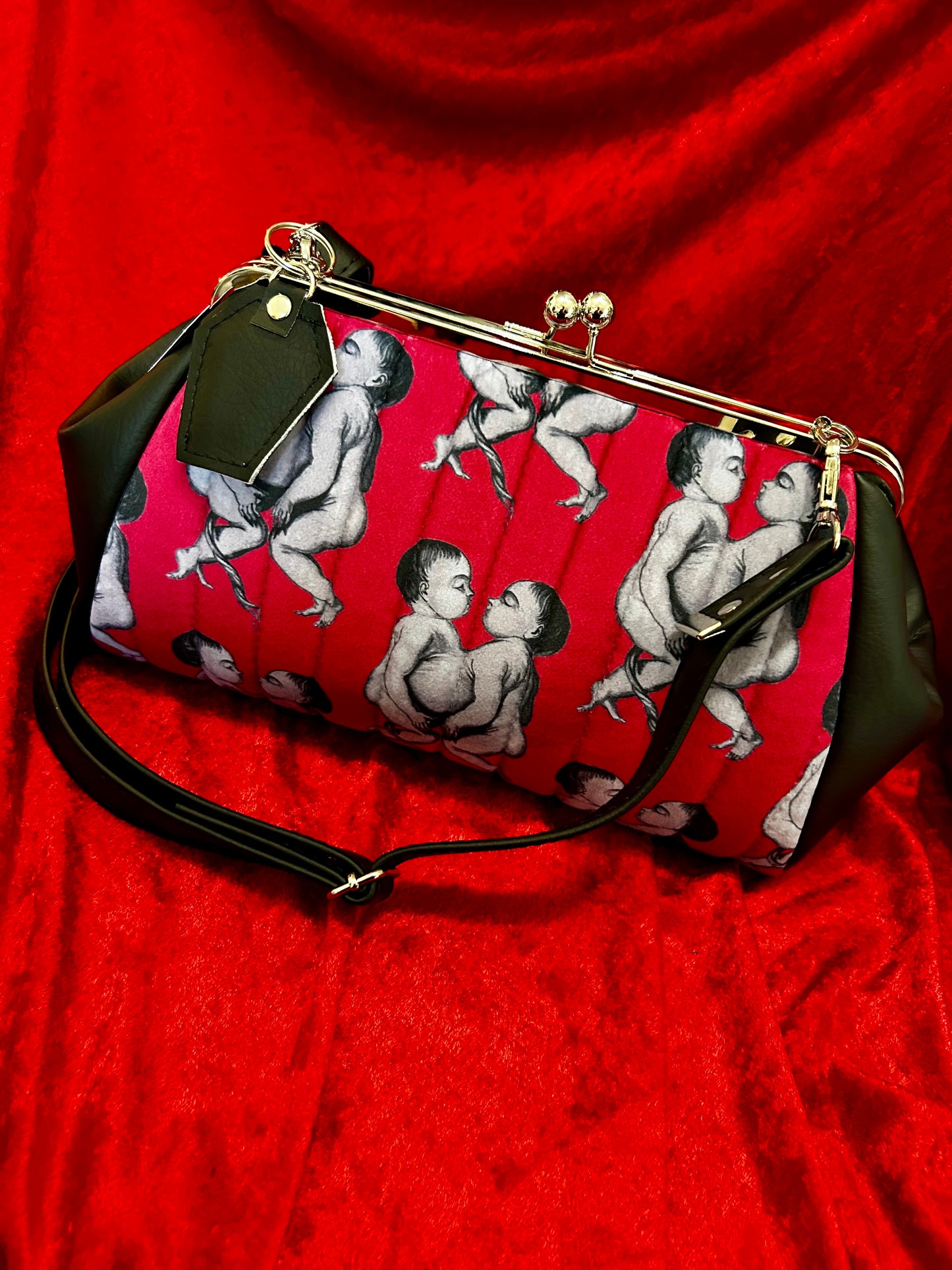 Conjoined Twins Large Kisslock Handbag