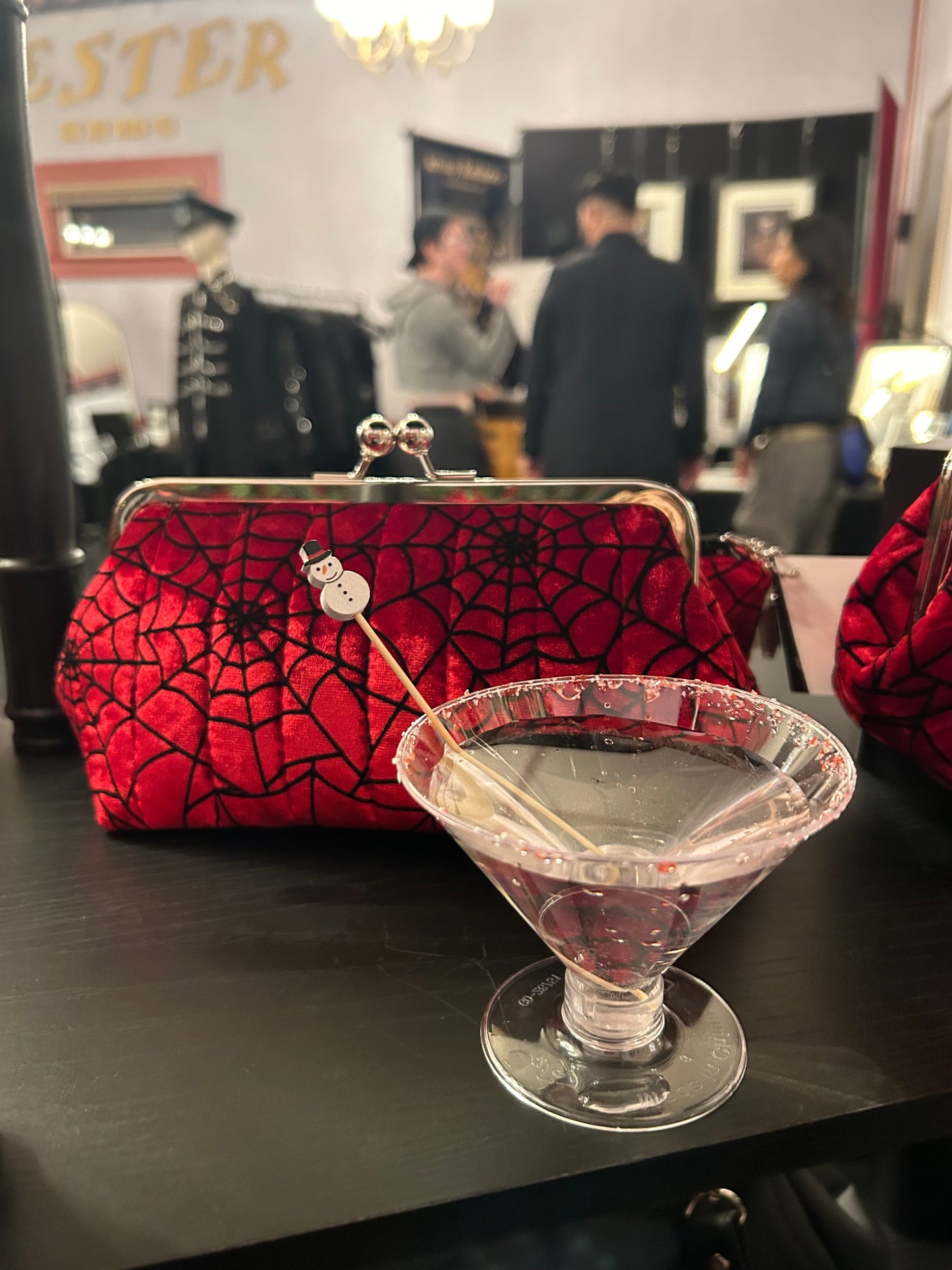 Crimson Webs Mini Kisslock Bag *Exclusive*