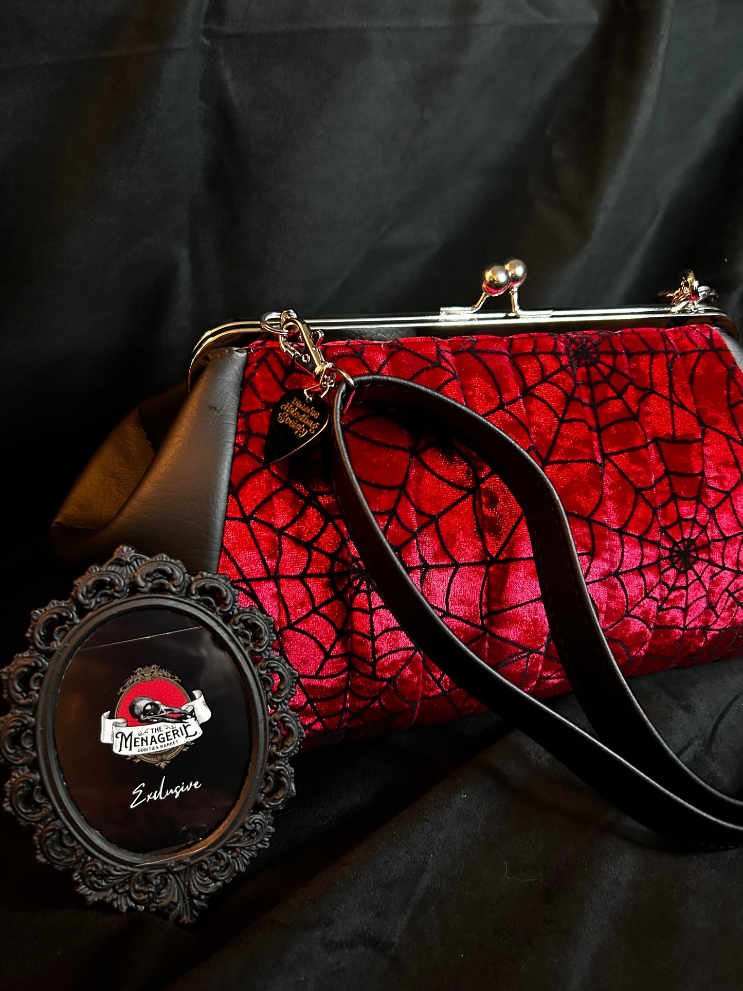 Crimson Webs Large Kisslock Handbag *Exclusive*