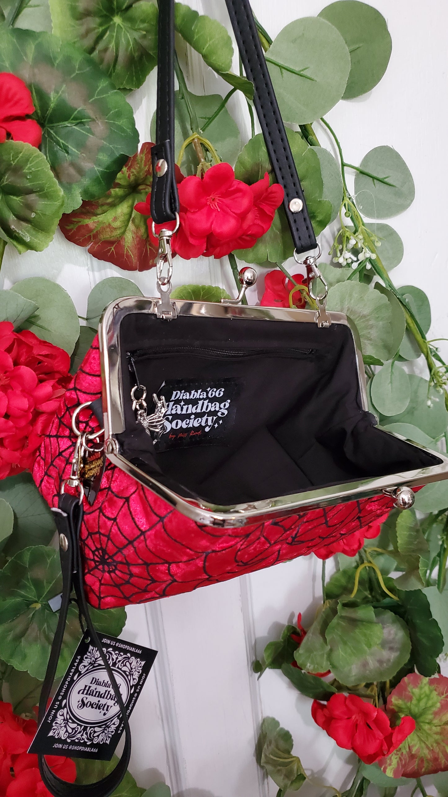 PRE-ORDER Crimson Webs Mini Kisslock Bag *Exclusive*